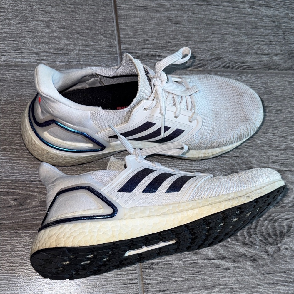 Adidas Women’s Ultraboosts size 8.5